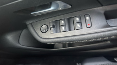 Vauxhall Mokka 100kW SRi Premium 50kWh 5dr Auto Electric Hatchback